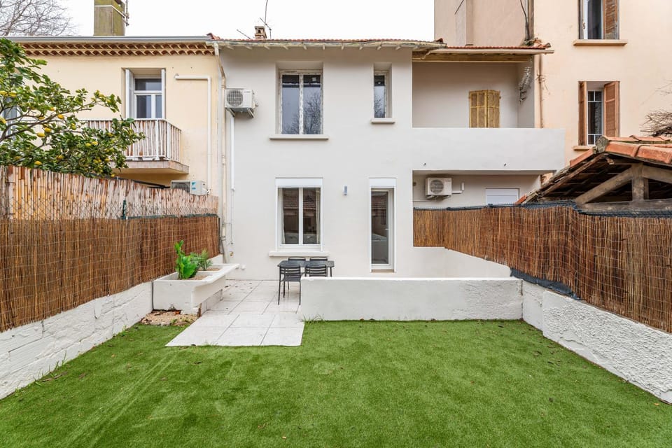 Patio, Balcony/Terrace, Garden view