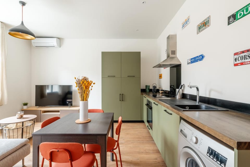 TV and multimedia, Living room, Dining area, dishwasher, pet friendly, stove