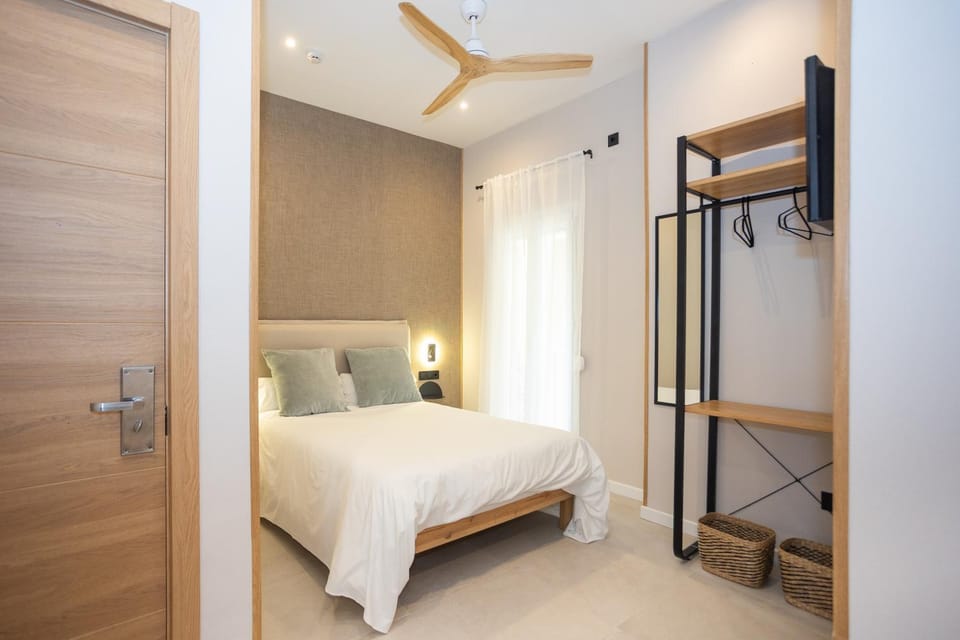 Bed, Balcony/Terrace, Bedroom, wardrobe