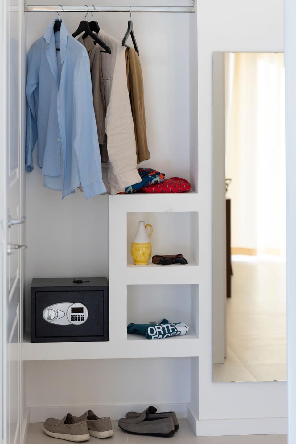 safe, wardrobe
