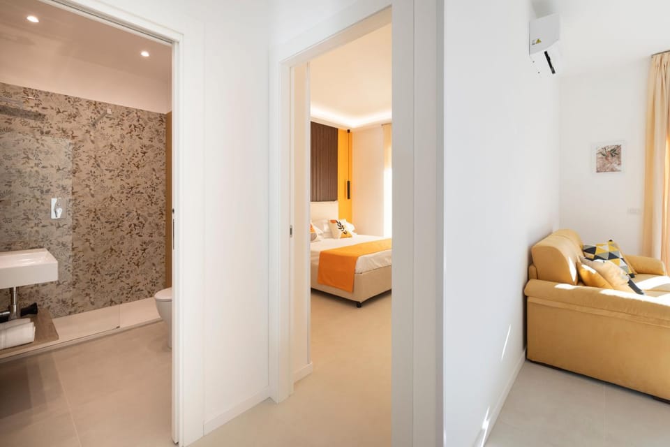 Bathroom, Living room, Photo of the whole room, Bedroom