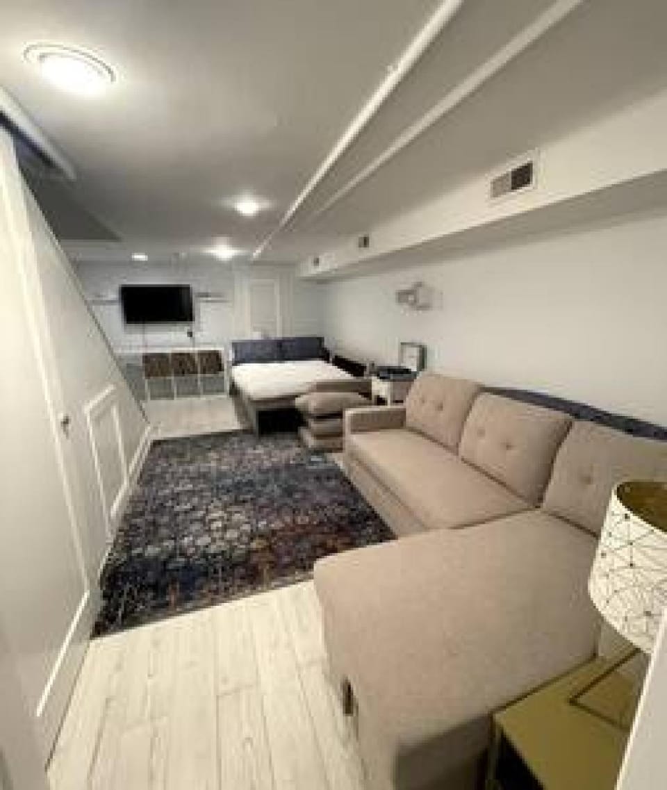 Northern Liberties Fishtown Central Cozy Quaint Apartment in Philadelphia