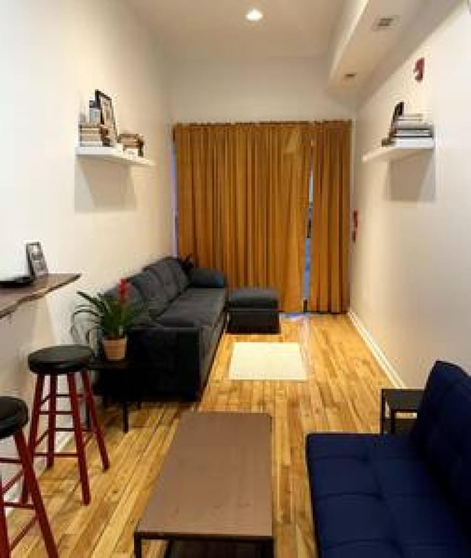 Northern Liberties Fishtown Central Cozy Quaint Apartment in Philadelphia