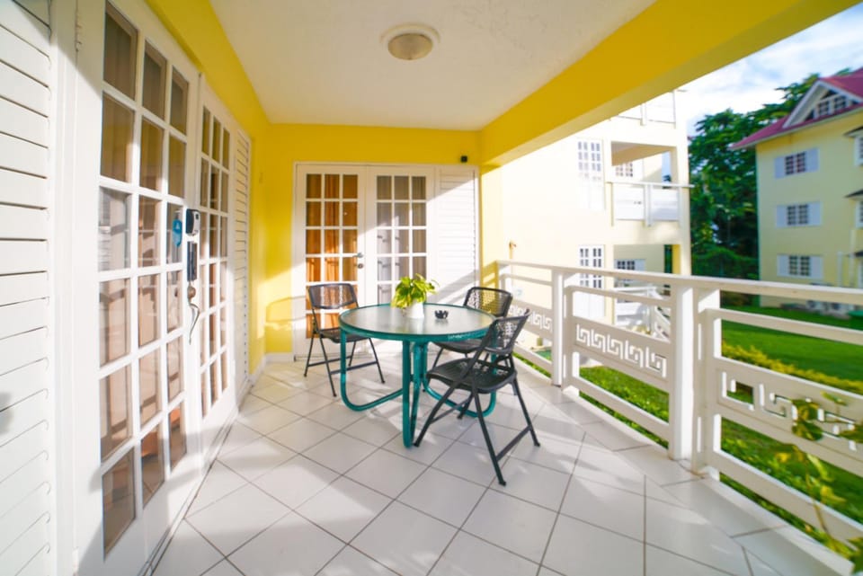 Patio, Balcony/Terrace