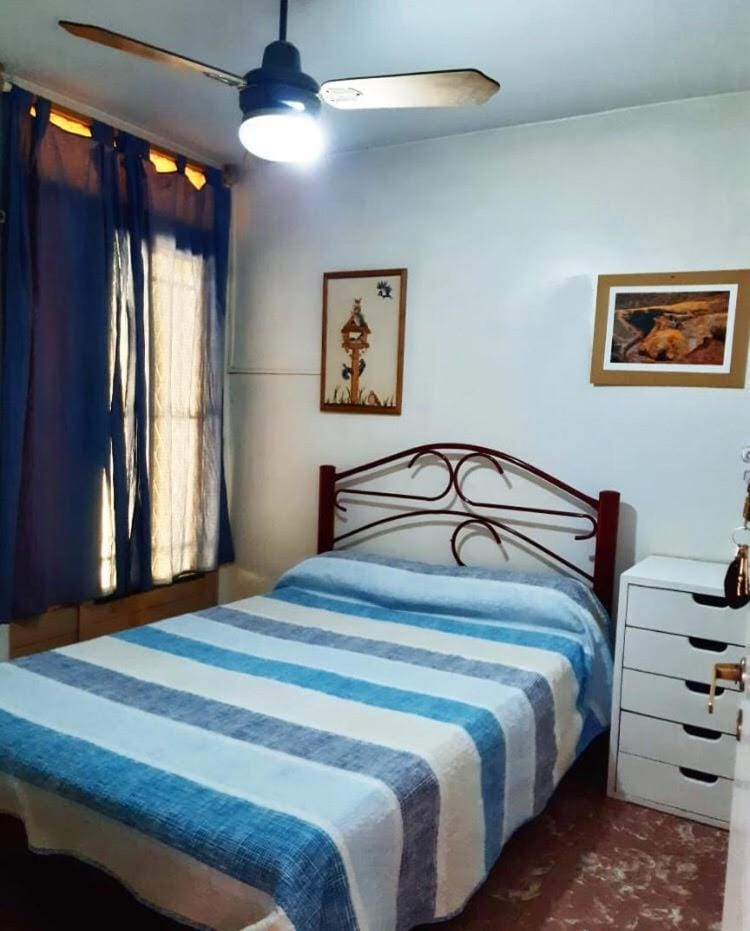 Hostel Otro Mundo Bed and Breakfast in Godoy Cruz