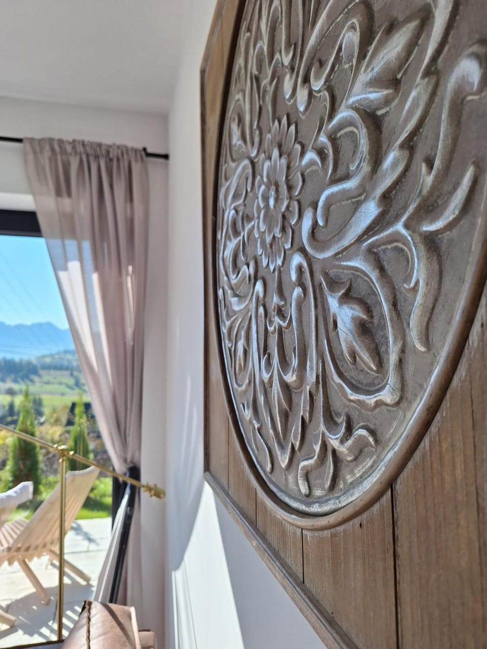View (from property/room), Balcony/Terrace, Decorative detail