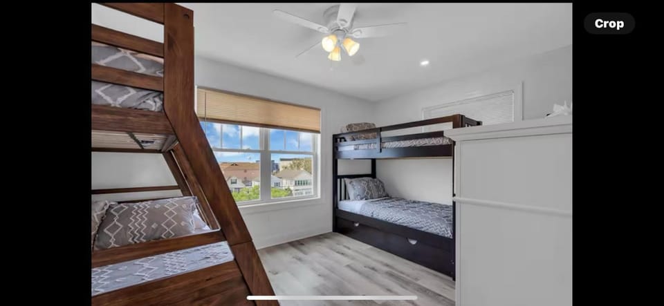 Stunning vacation rental one block from the beach. Apartment in Seaside Heights