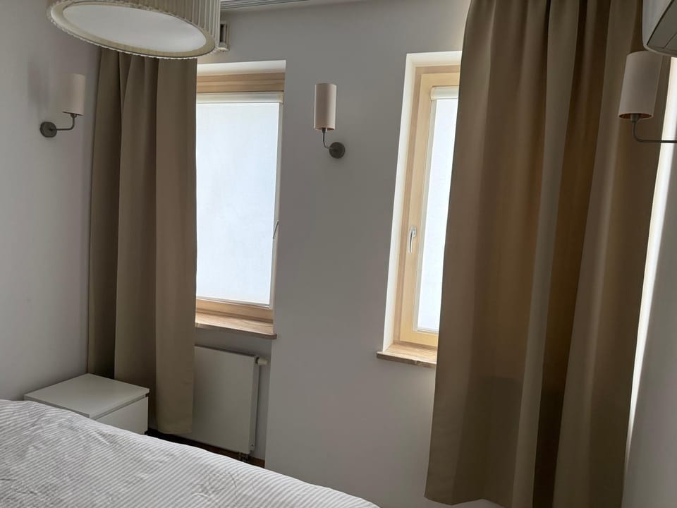 Spacious apartment, Metro Gdańsk, Zoliborz Apartment in Warsaw