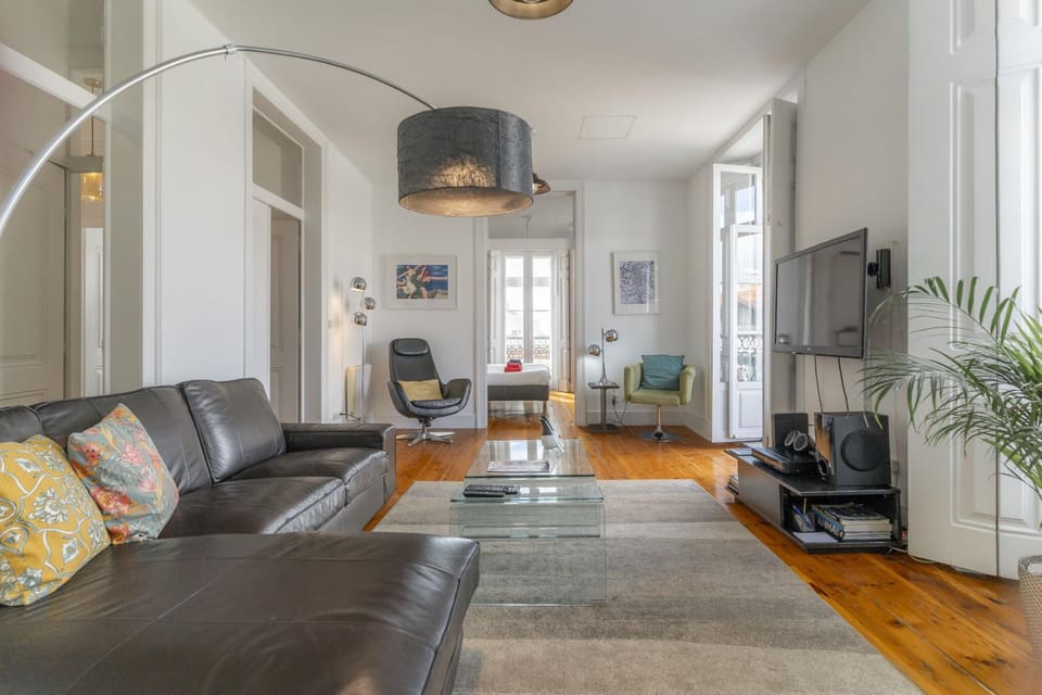 Communal lounge/ TV room, Living room