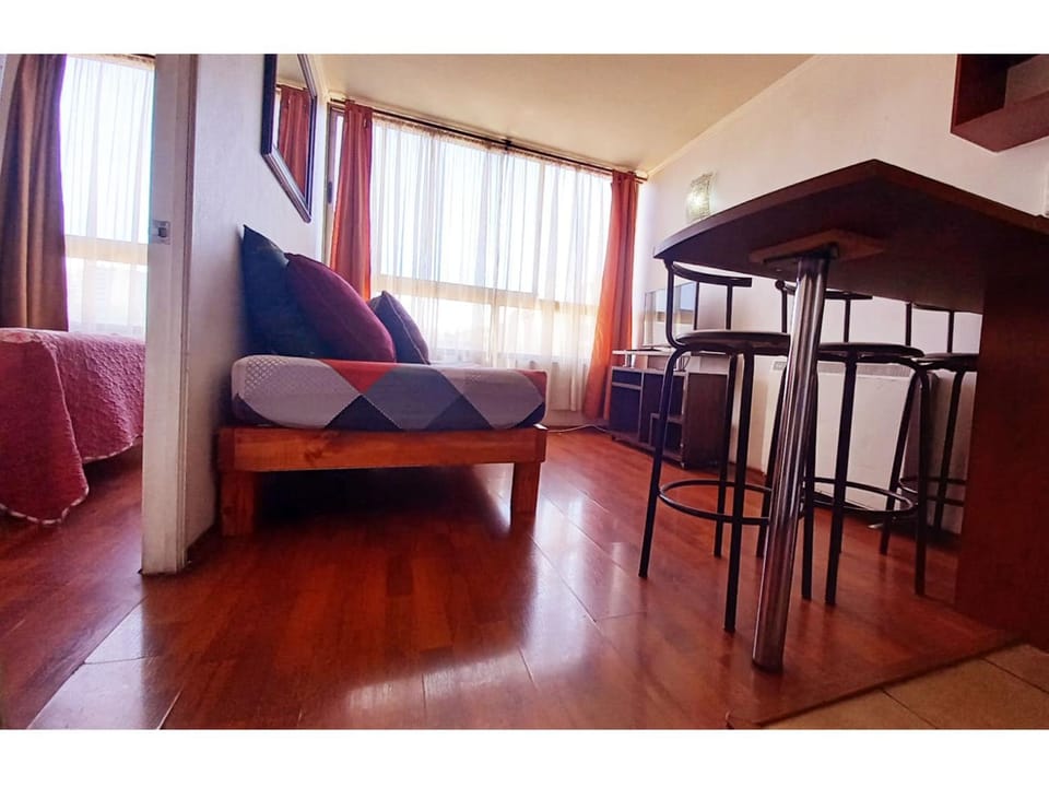 Bed, Living room, Photo of the whole room, Seating area, Dining area