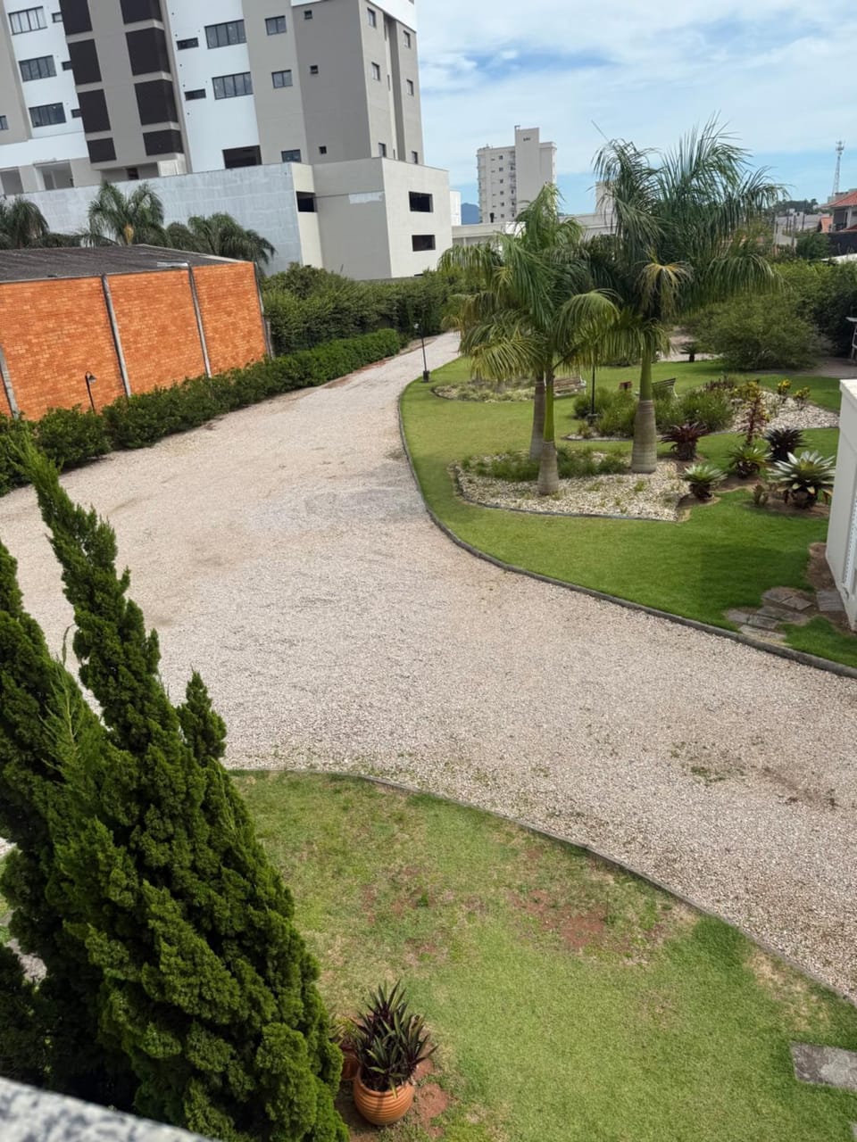 Sobrado com garagem e churrasqueira House in State of Santa Catarina