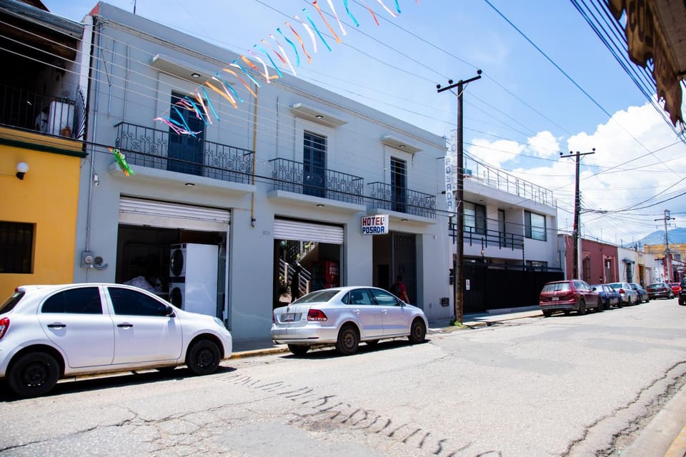 Property building, Day, Neighbourhood, Street view, Location