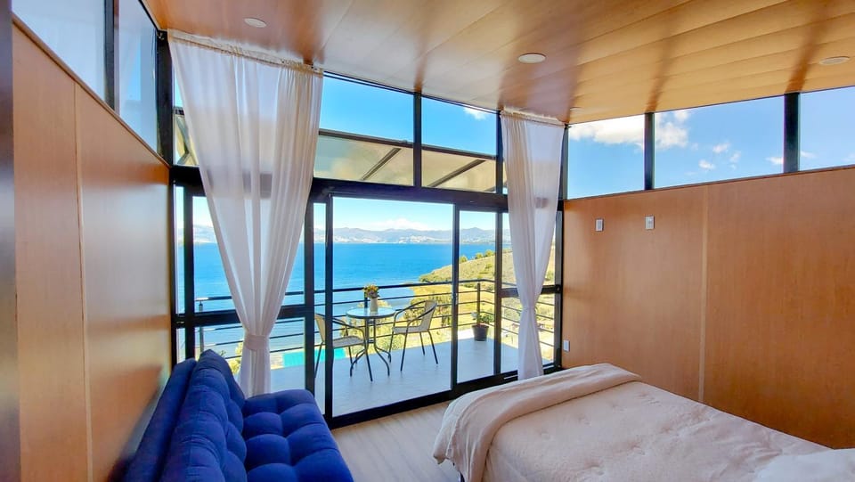 Natural landscape, View (from property/room), Photo of the whole room, Bedroom