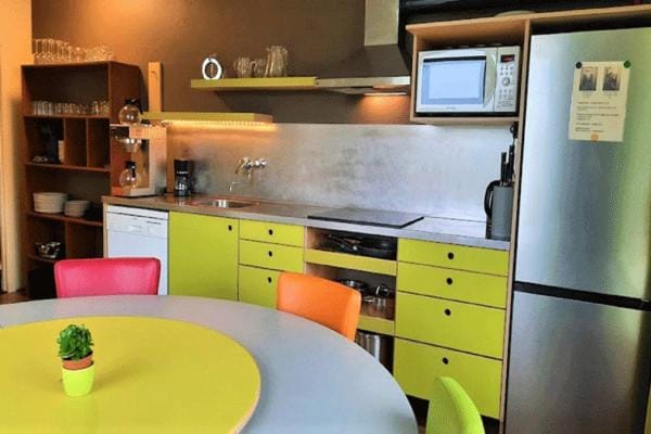 De Opkikker 10 persoons vakantiehuis met hottub House in Giethoorn