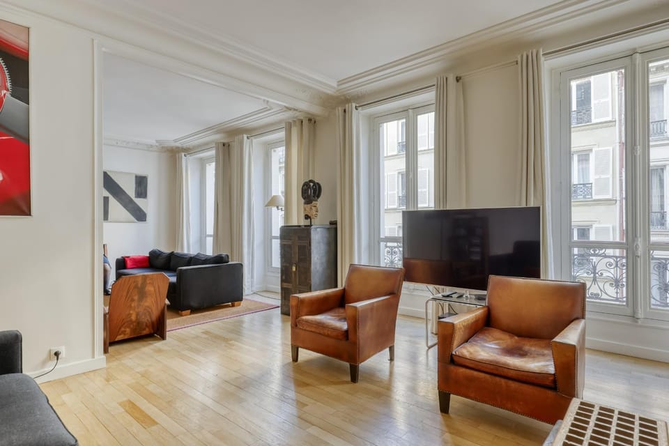 Communal lounge/ TV room, TV and multimedia, Seating area