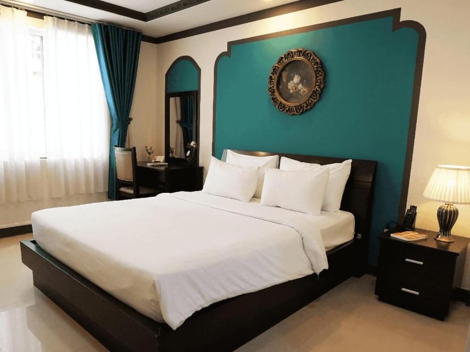La Serena Hotel, District 7 Hotel in Ho Chi Minh City