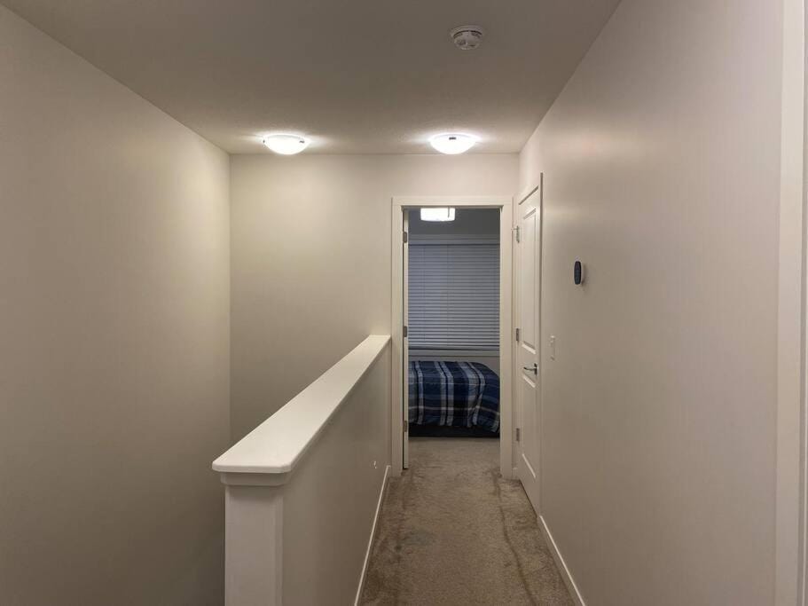 Glamorous 3 BR Villa with Double Garage Villa in Regina