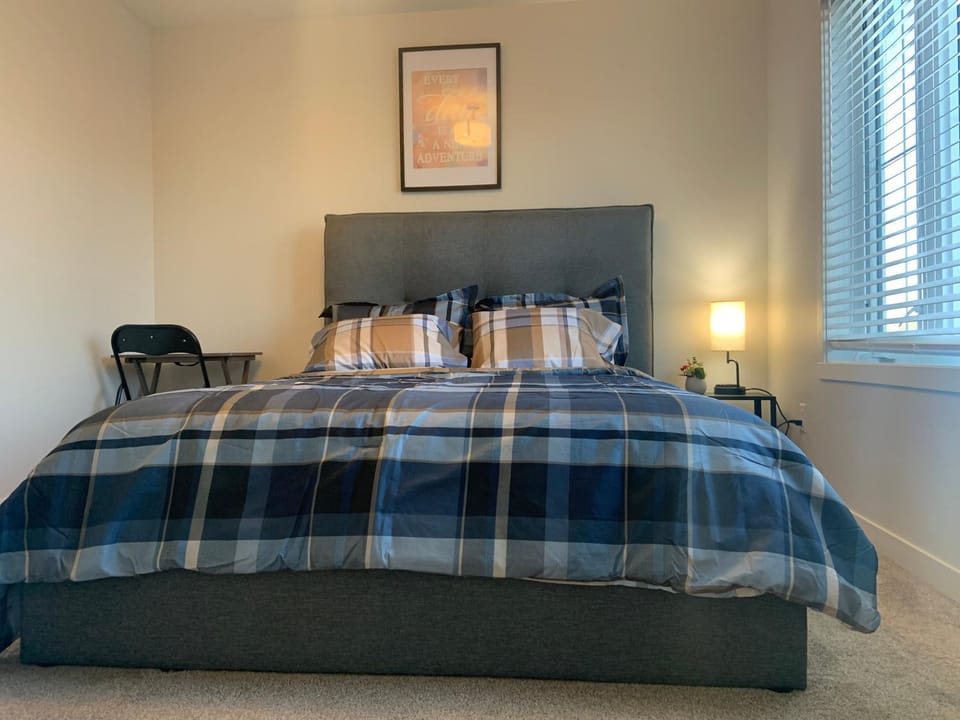 Glamorous 3 BR Villa with Double Garage Villa in Regina
