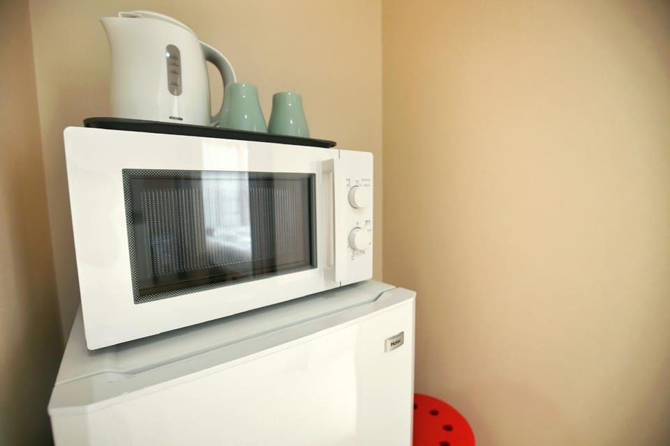 QU301 2BR Home on JR Chuo-Sobu Line, Direct Access to Akihabara and Shinjuku, 3 Beds Apartment in Japan