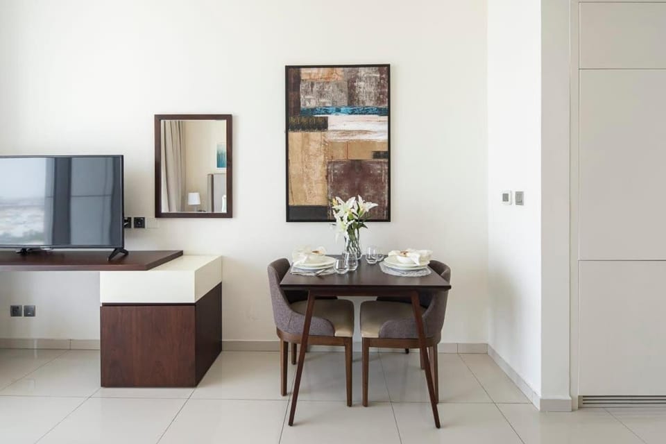 TV and multimedia, Dining area