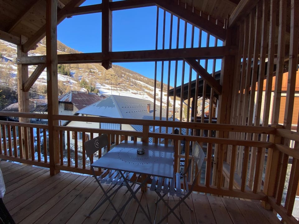 Natural landscape, View (from property/room), Balcony/Terrace, Balcony/Terrace, Mountain view