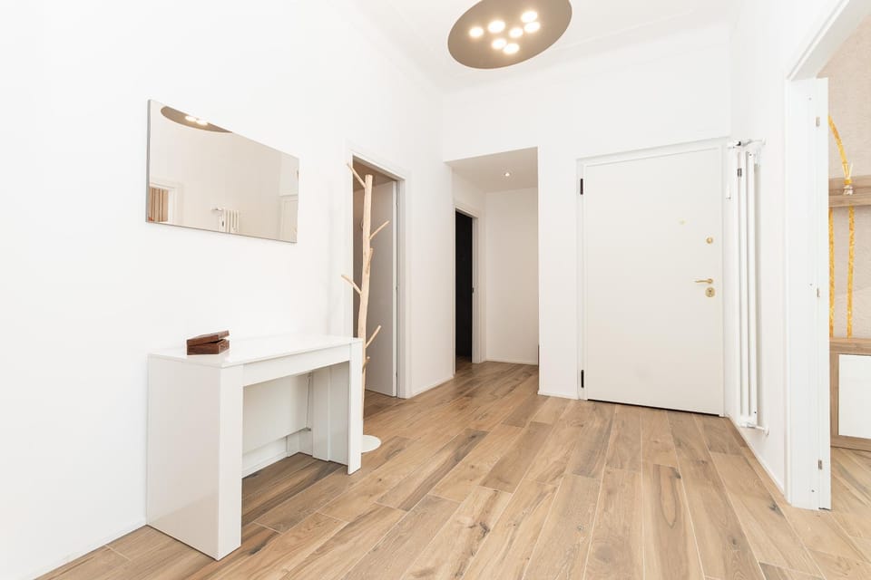 Living room, Decorative detail, Decorative detail, internet, internet, dryer, elevator, air conditioner, air conditioner