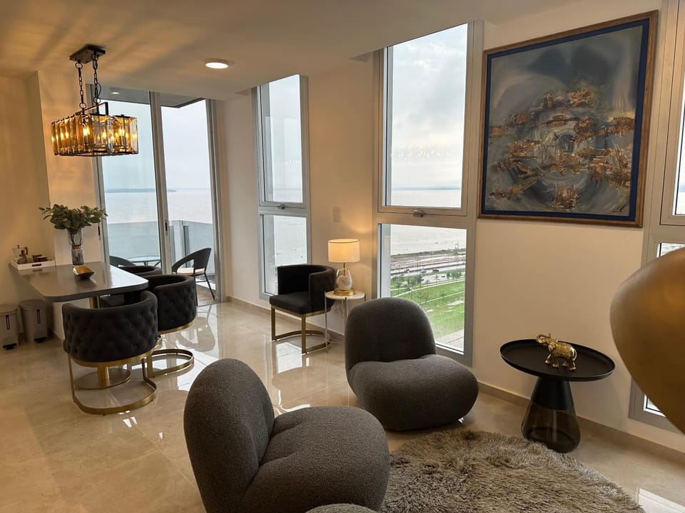 Natural landscape, Living room