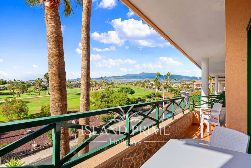 Golfcourse, Balcony/Terrace, Mountain view