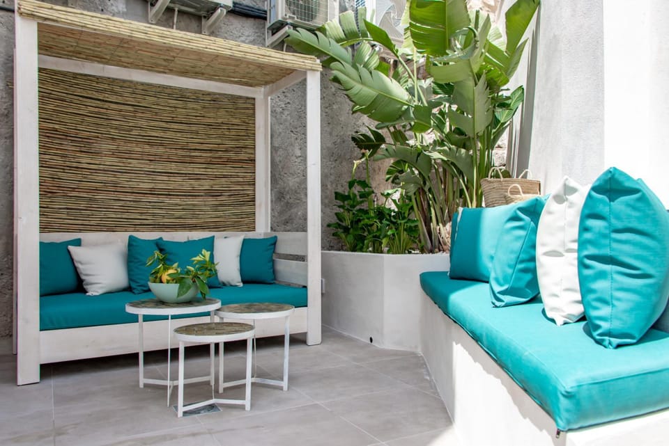 Patio, Off site, Garden, Seating area