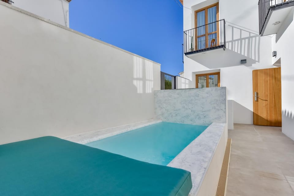Off site, Swimming pool