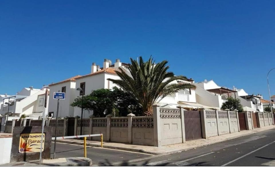 Property building, Neighbourhood