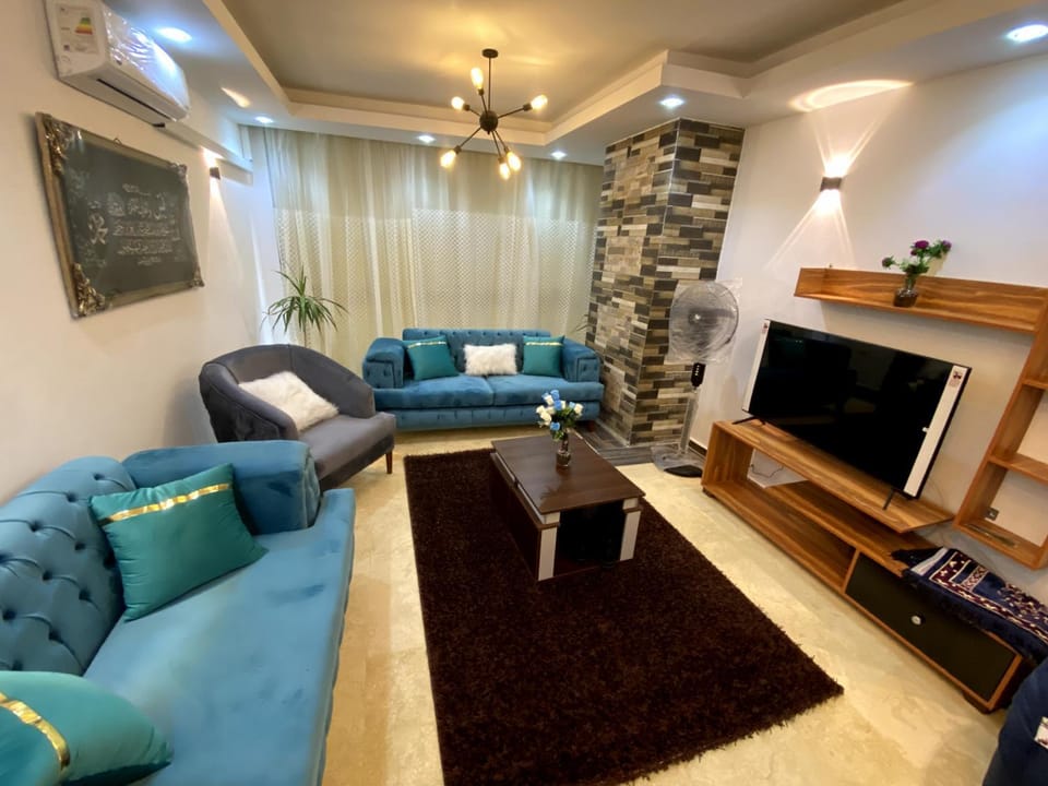 TV and multimedia, Seating area