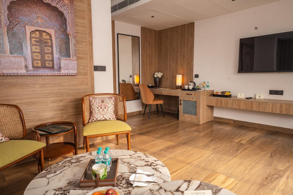 Coffee/tea facilities, Living room, Seating area, Dining area