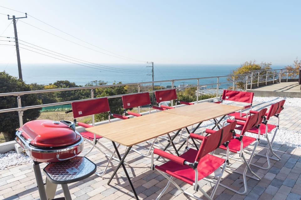 Patio, Day, Natural landscape, BBQ facilities, BBQ facilities, Garden, Balcony/Terrace, Sea view