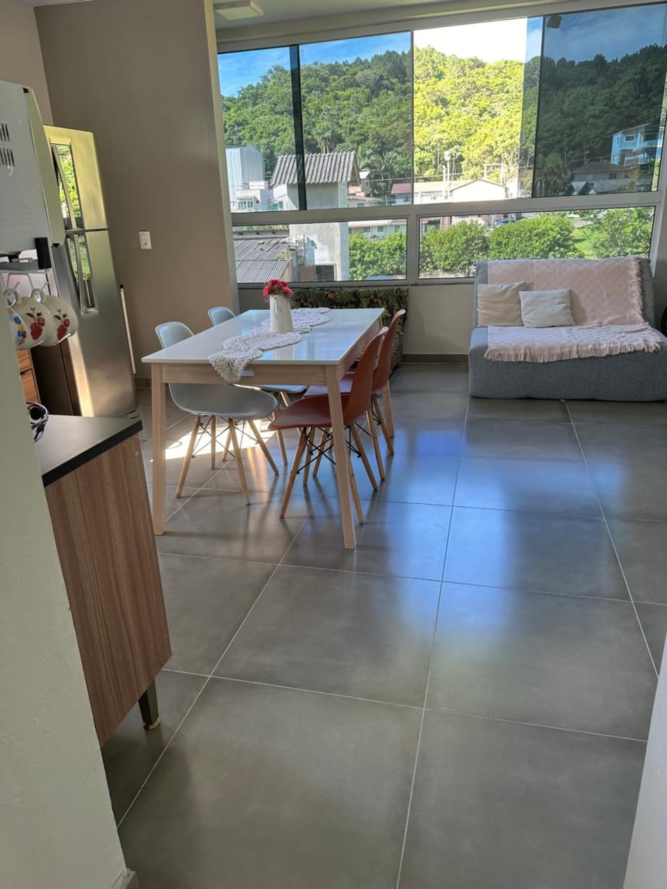 Kitchen or kitchenette, Living room, Seating area