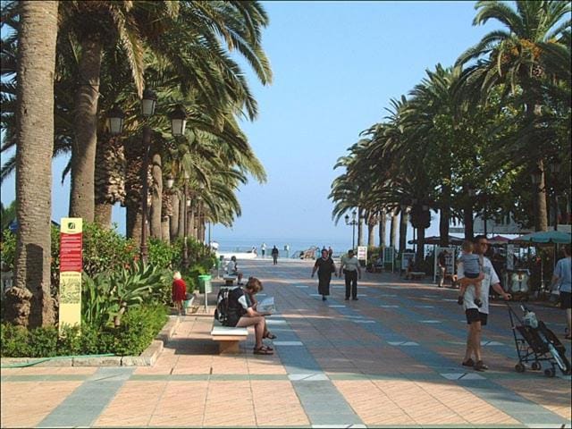 Nearby landmark