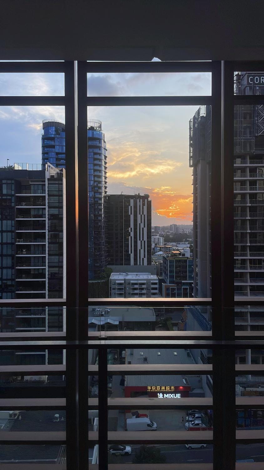 City view, Sunrise