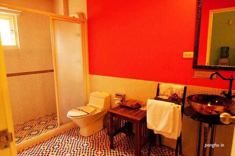 Shower, Bathroom
