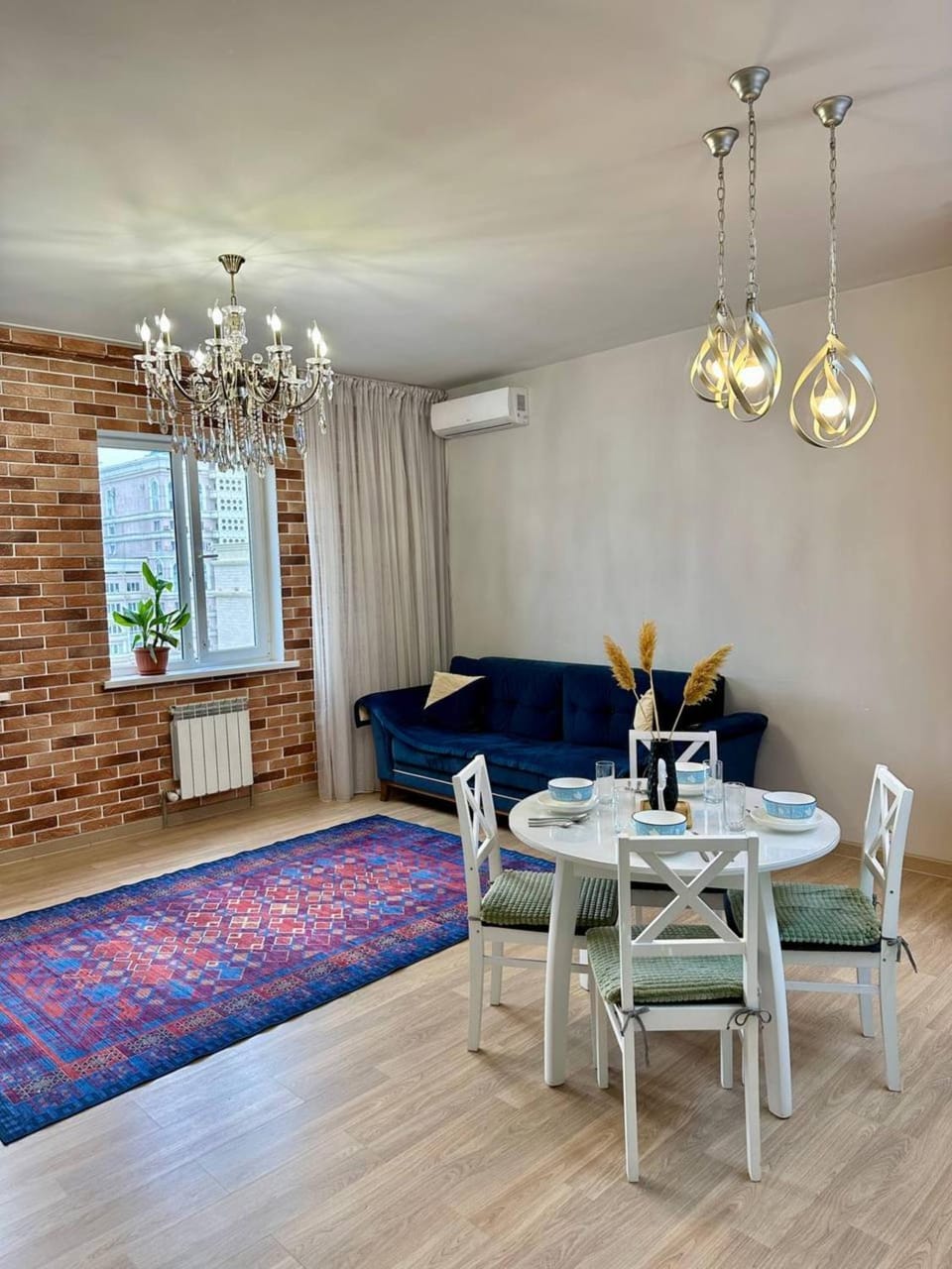 Living room, Seating area, Dining area