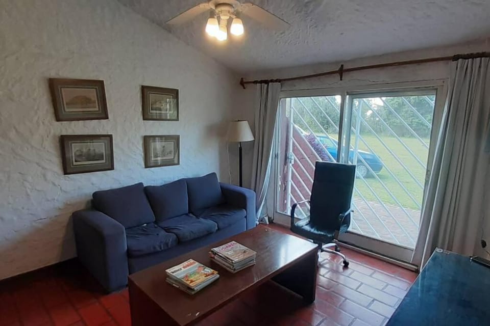 Living room, Garden view
