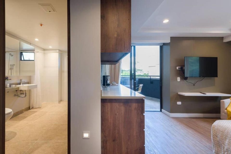 Bathroom, TV and multimedia, kitchen