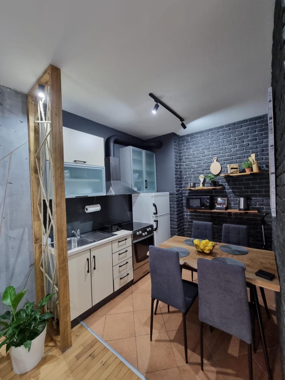 Kitchen or kitchenette
