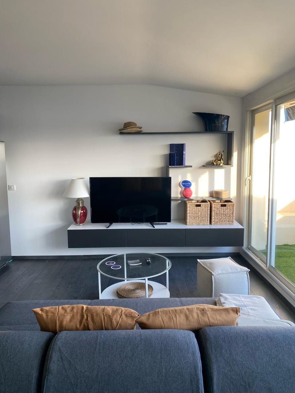 Communal lounge/ TV room, TV and multimedia, Kitchen or kitchenette, Living room
