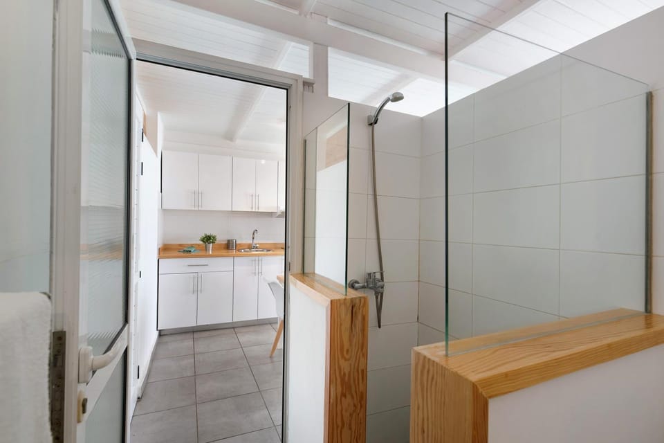 Bathroom, Living room