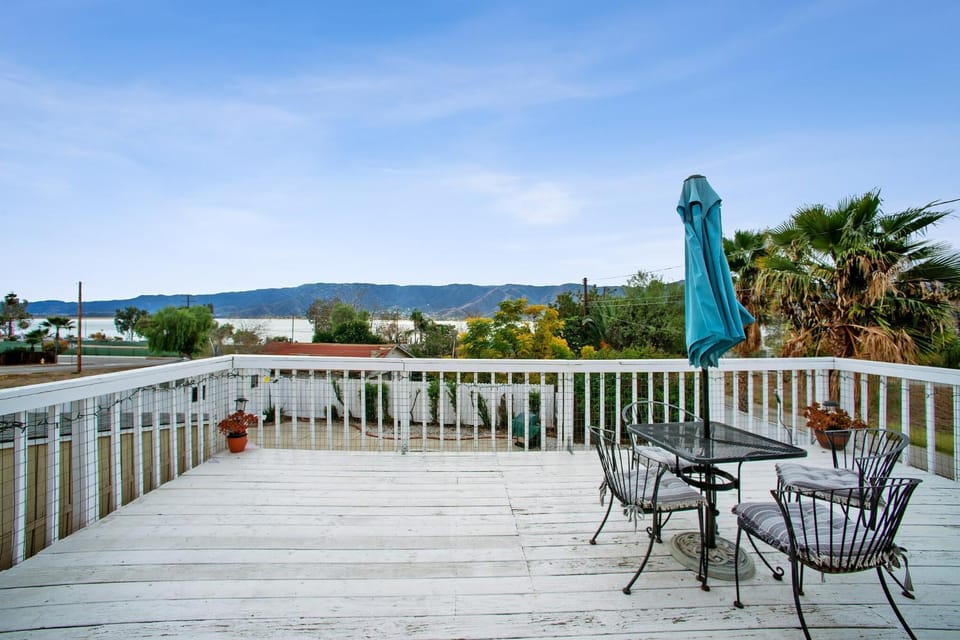 Paradise On Earth residence House in Lake Elsinore