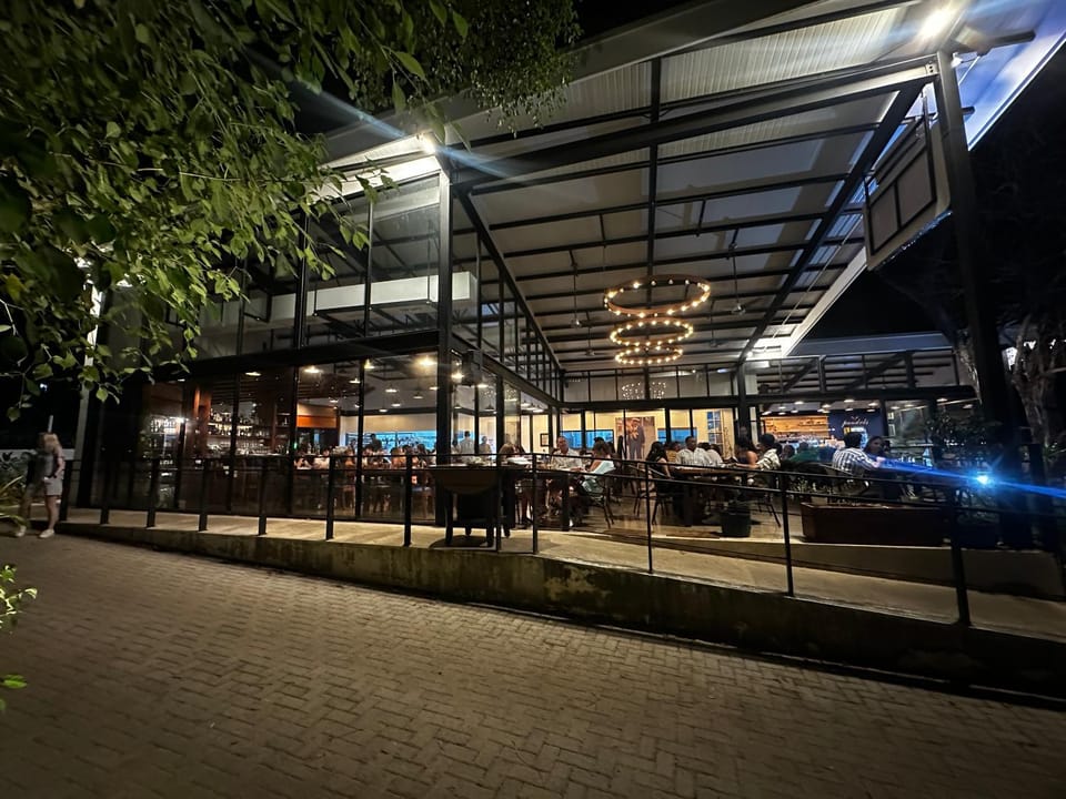 Restaurant/places to eat