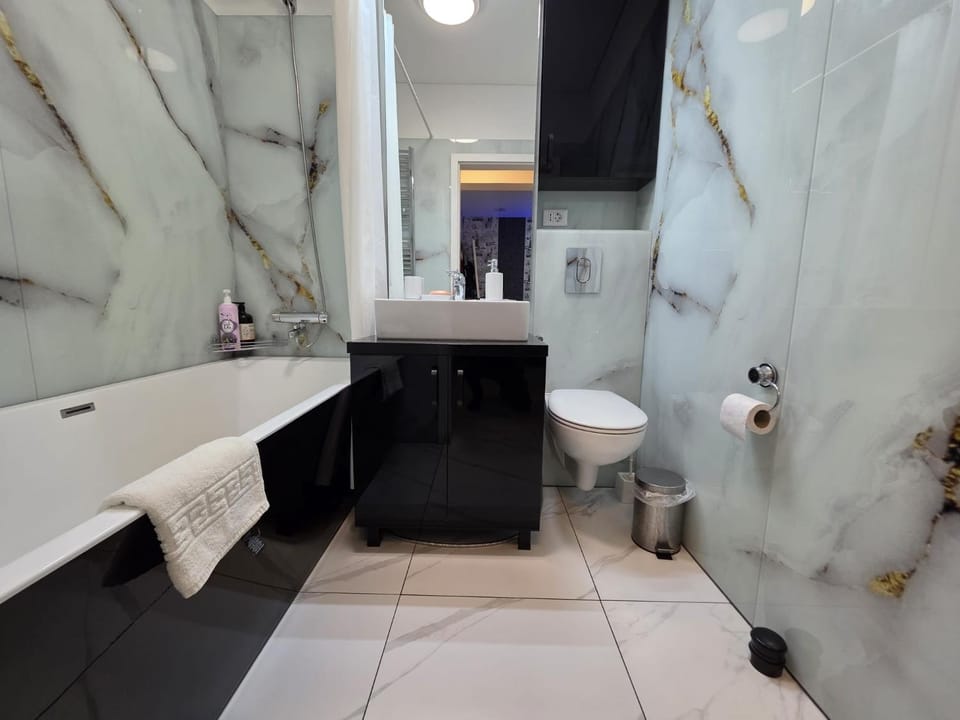 Shower, Toilet, Bathroom, bidet