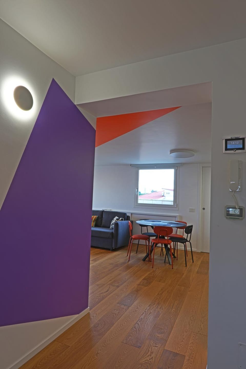 Photo of the whole room