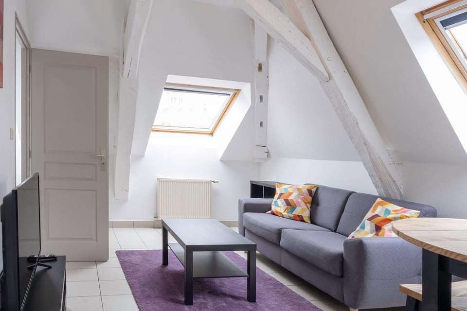 Communal lounge/ TV room, Living room