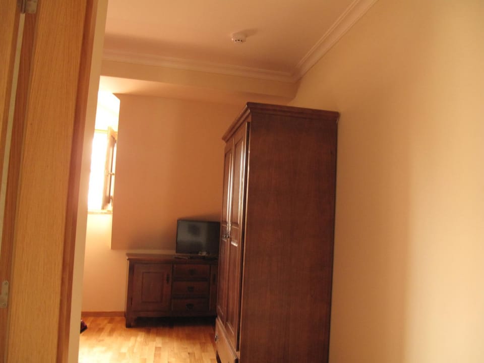 TV and multimedia, wardrobe